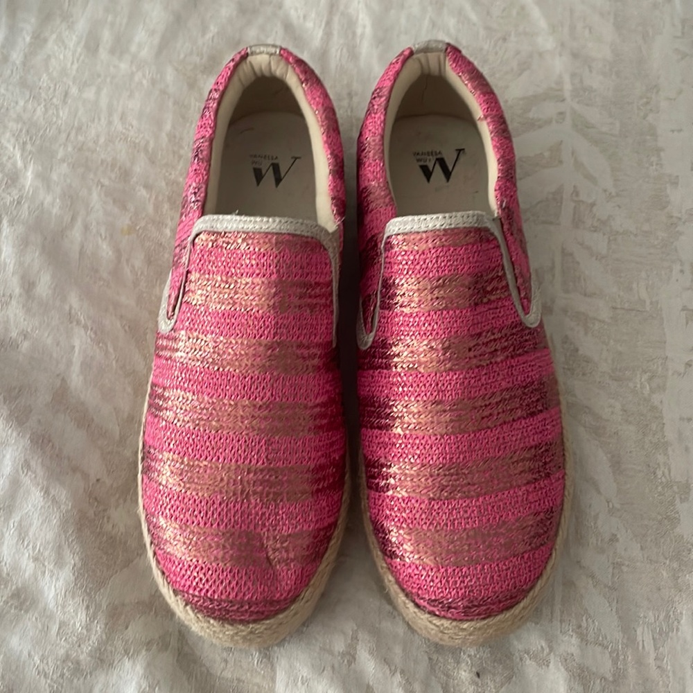 Vanessa Wu pink & rose gold shoes size 10.5/11 never been worn originally $59.95